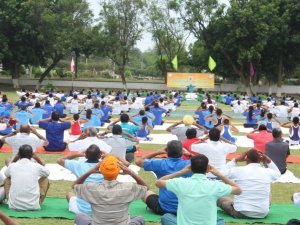 YOGA-9